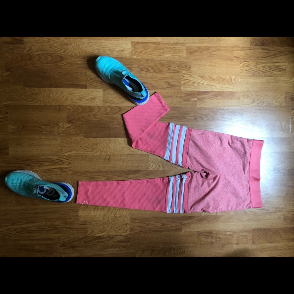 Bombshell workout leggings!  Squat proof!